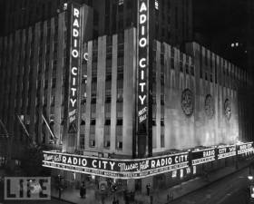 Radio City Outside