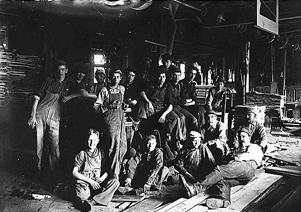 child_workers_in_indianapolis.jpg